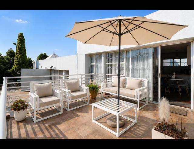 1 BEDROOM APARTMENT FOR SALE IN LONEHILL